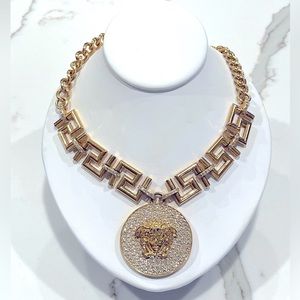 🤩Extreme BLING Vintage Versace XL Medallion with Crystals Necklace 💎💎💎